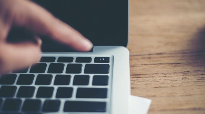 Restart máy tính bị treo - Cập nhật hệ điều hành, driver và phần mềm Restart máy tính bị treo - Cập nhật hệ điều hành, driver và phần mềm